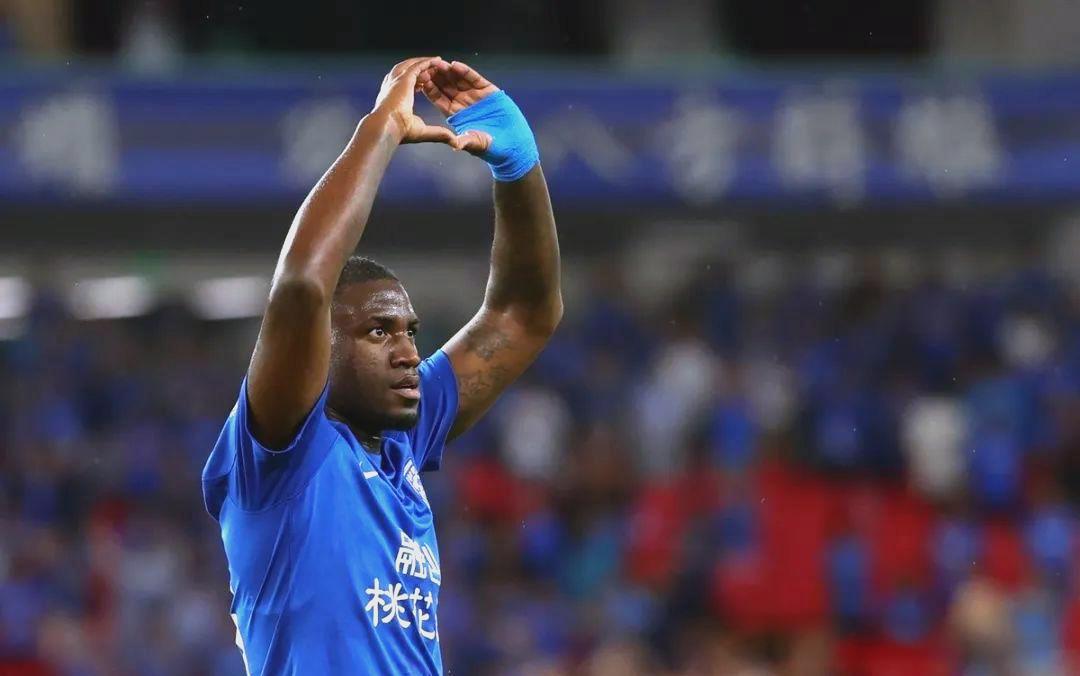 关于转折点武汉三镇调整名单，欧冠国际比赛日攻防权衡，引发热议，纪律约束更严格的信息