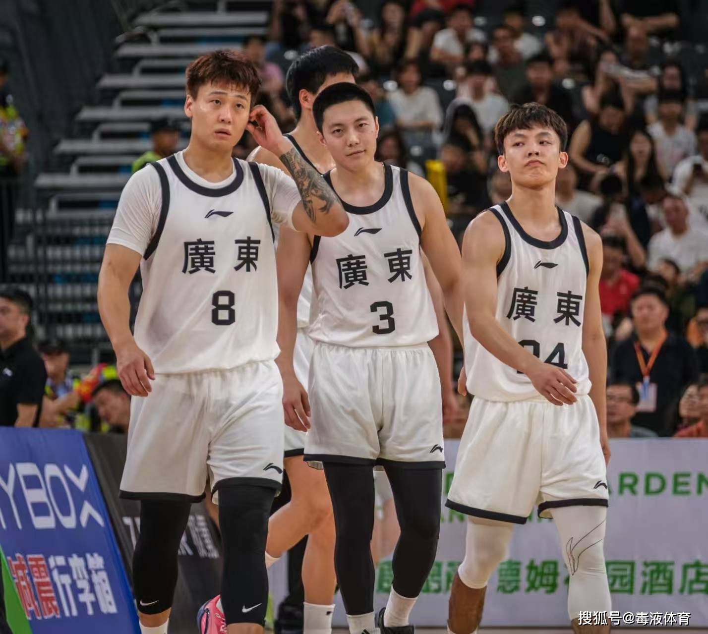 包含清晨体能课后；新奥尔良鹈鹕调整名单备战全明星赛；震撼外界；阵容厚度经受考验的词条-爱游戏官方网站